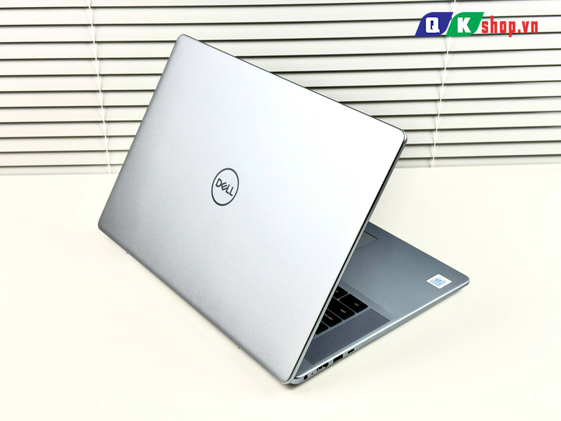 Laptop Dell Inspiron 16 Plus 7640A-R1605L  Core 5-210H / 16GB RAM / SSD 512GB / 16 inch Full HD+ [Mới 100%]