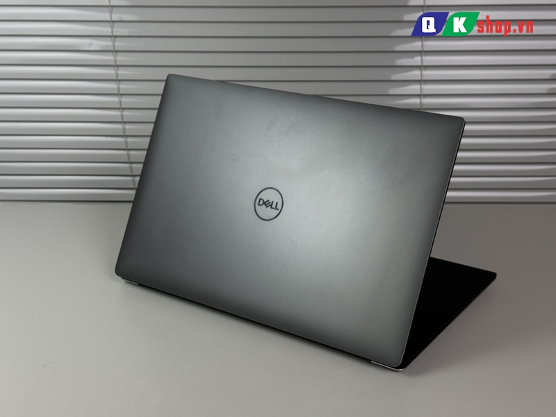 Laptop Dell Precision 5540 Core i5-9400H / Ram 16GB / SSD 512GB / 15.6 Inch FHD / VGA T1000 4GB