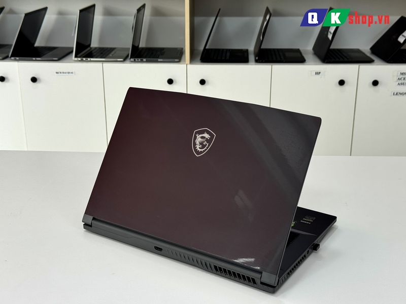 Laptop Gaming MSI Thin 15 B13UC 2044VN Core i7 13620H / Ram 16GB / SSD 512GB / 15.6 inch 144Hz / RTX 3050 4GB