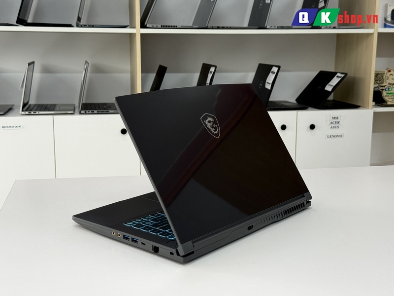 Laptop Gaming MSI Thin 15 B13UC 2044VN Core i7 13620H / Ram 16GB / SSD 512GB / 15.6 inch 144Hz / RTX 3050 4GB